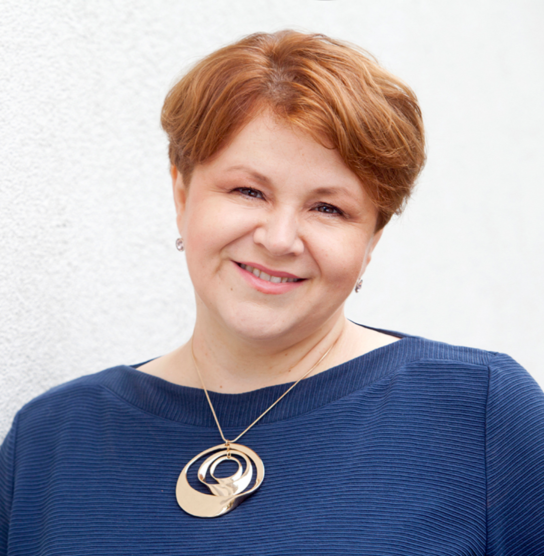 Békéssy Olga alapító, Női Váltó magazin