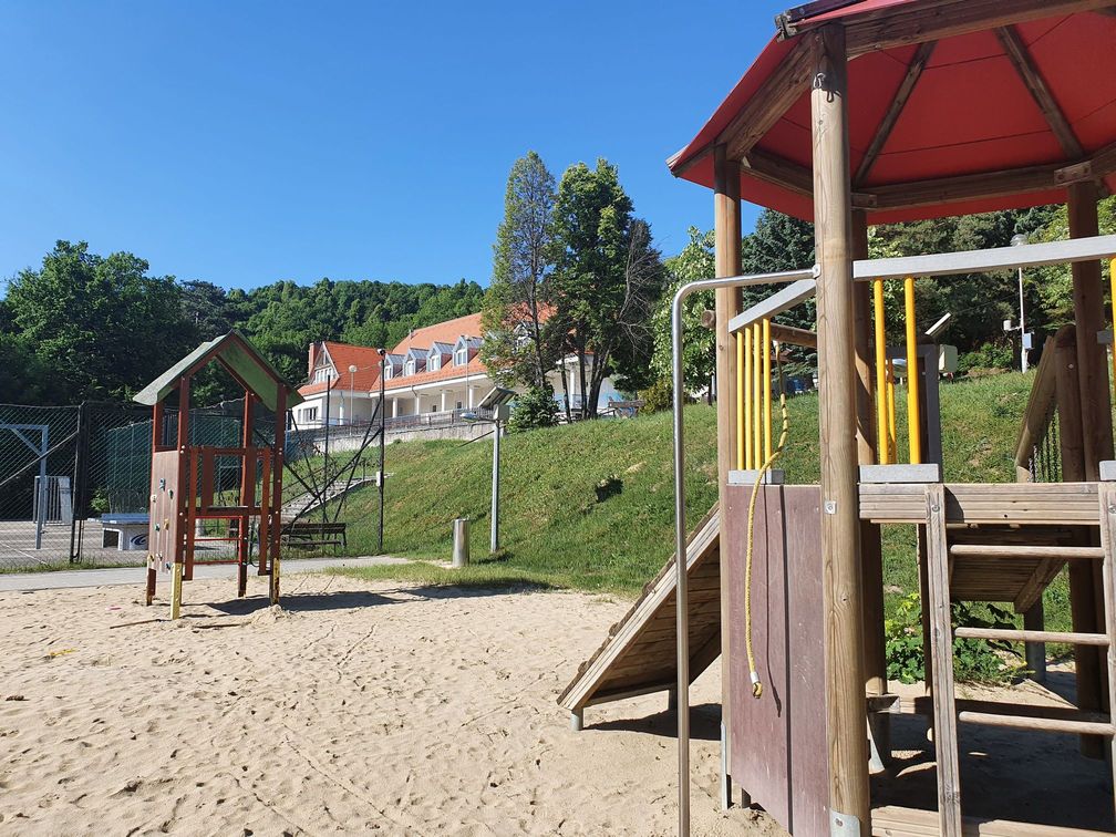 rózsaház