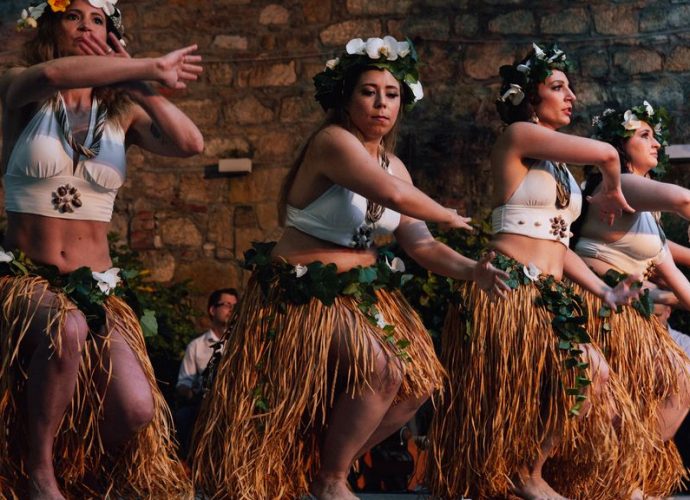 tahiti tánc