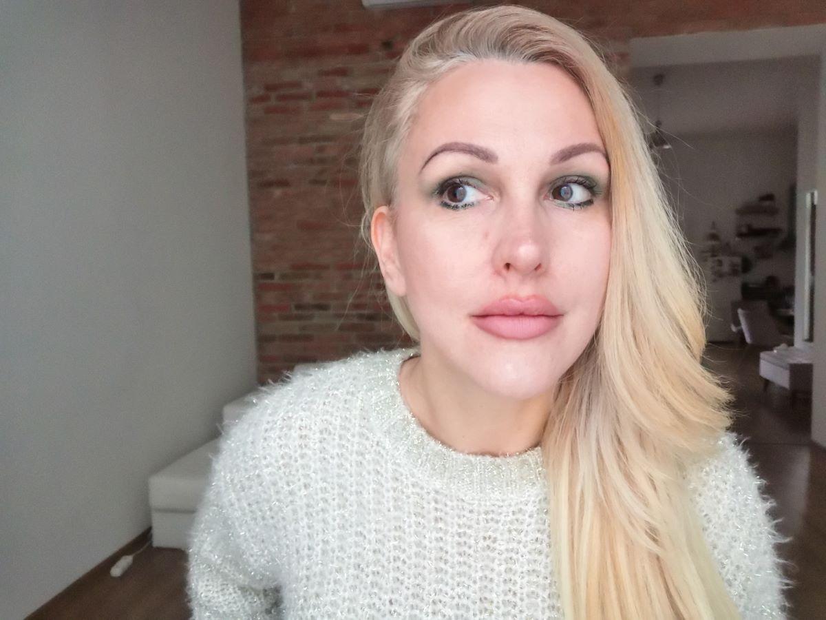 Sminkteszt Annabelle Minerals 1.jpg