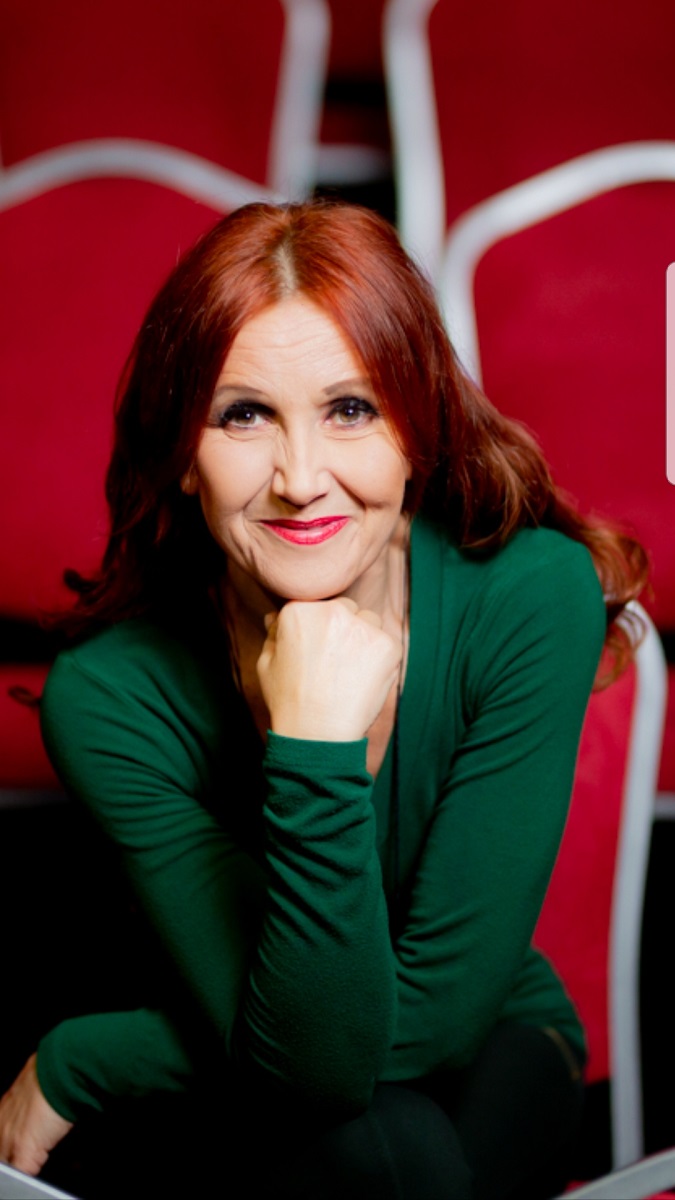 Kökényessy Ági-szinkron