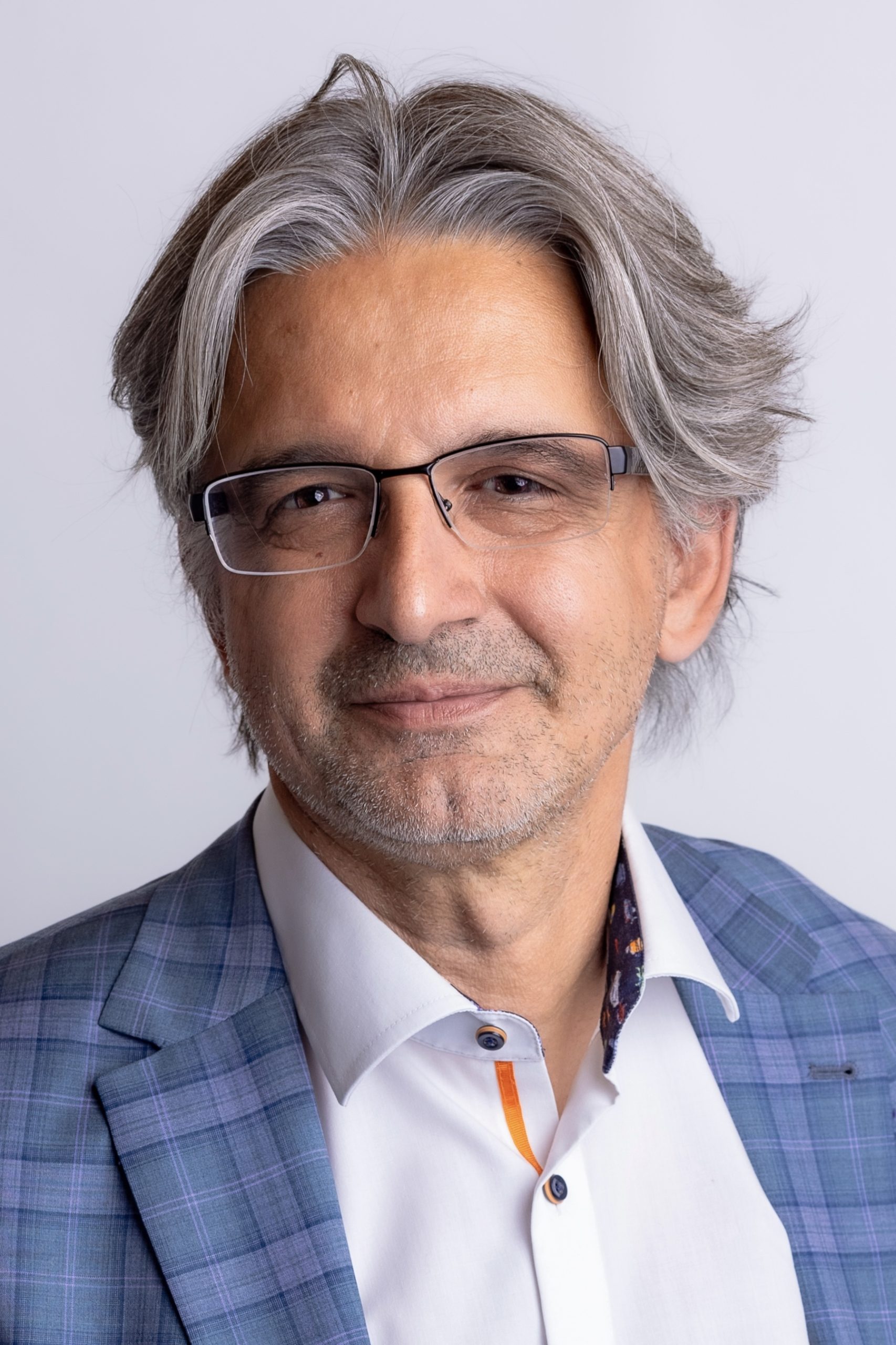 vállalkozás, Szabó ERvin